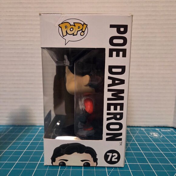 Funko POP Star Wars Poe Dameron Walmart 72 Vinyl Figure - Picture 2 of 6